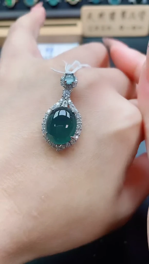 吊坠(赠链)银S925镶嵌翡翠1