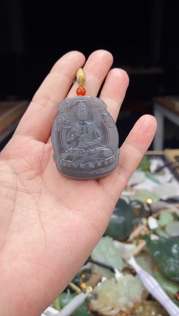 颈饰未镶嵌和田玉1