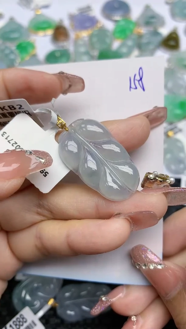 【闪购商品】翡翠颈饰18K金镶嵌天然A货翡翠 158