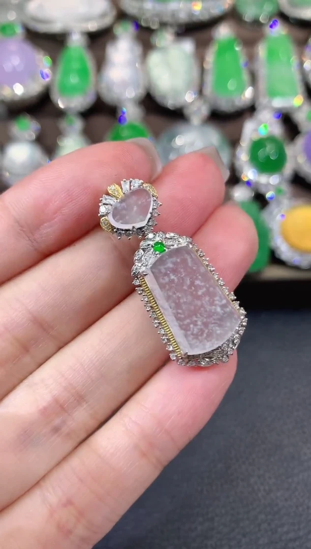 吊坠(不含链)18K金镶嵌翡翠C26