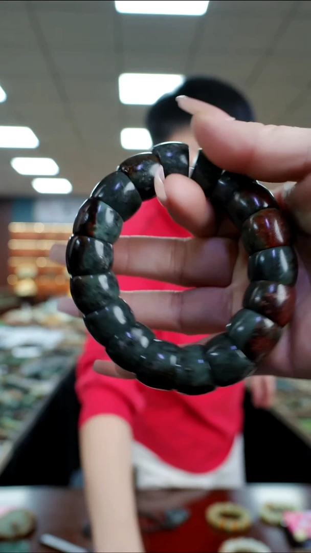 未镶嵌手链透闪石质玉手串