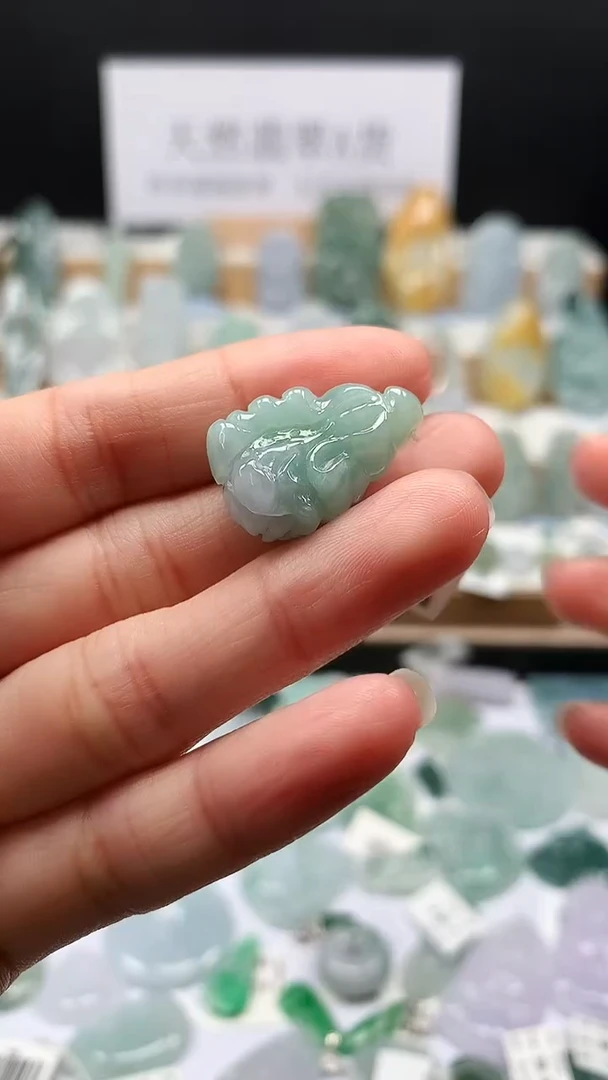 吊坠(不含链)未镶嵌翡翠52白菜