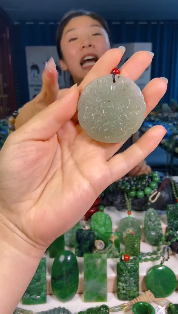 和田玉未镶嵌挂件1