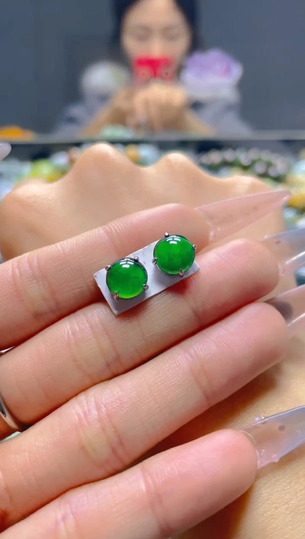 颈饰未镶嵌翡翠/H/翡翠A货，一件也是批发价