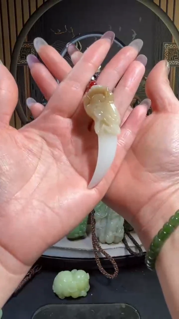 未镶嵌和田玉挂件挂件