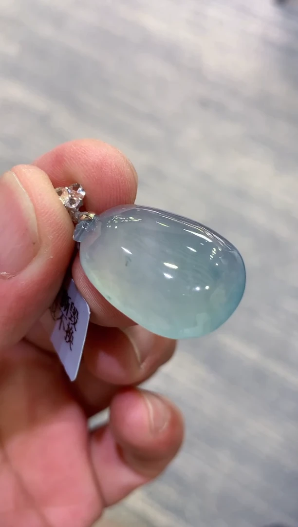 颈饰未镶嵌翡翠天然A货翡翠