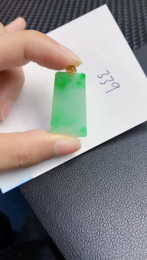 【闪购商品】翡翠颈饰18K金镶嵌000000000