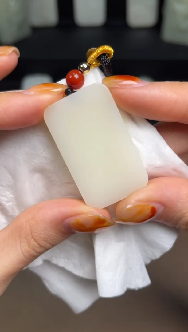 【闪购商品】和田玉颈饰未镶嵌35 23×38mm尺寸