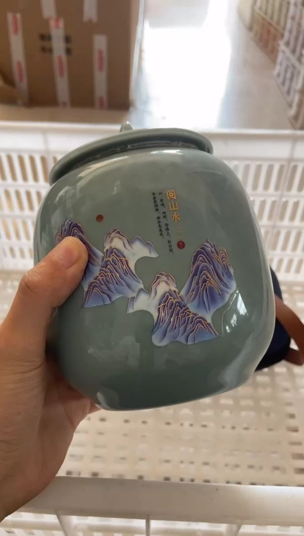 无运费险有瑕疵的摄影的产品有使用过的痕迹有点脏介意勿拍