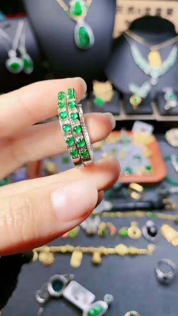 【闪购商品】翡翠耳饰银S925镶嵌耳饰