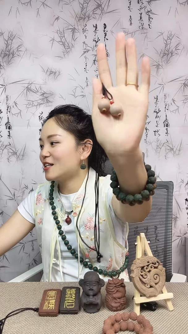 木白龙涎单珠  锁骨链