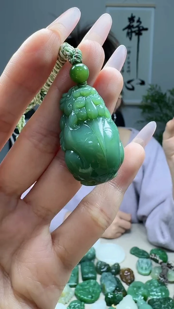 未镶嵌和田玉挂件1