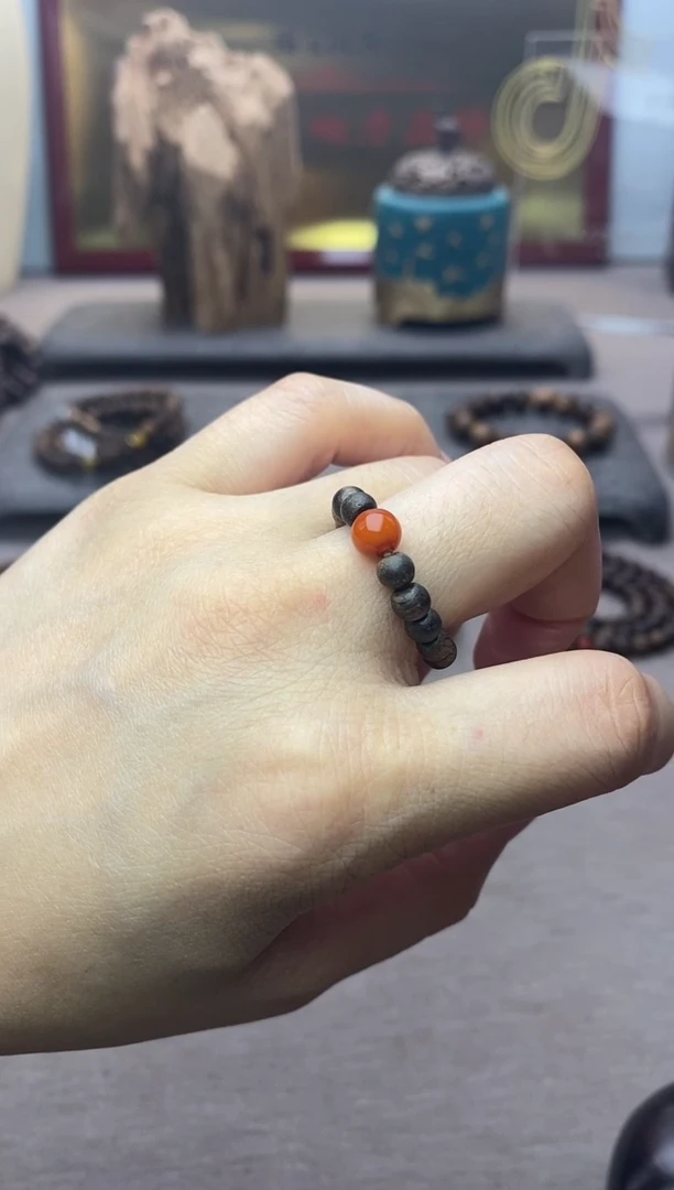 沉香碎屑沉香木白棋戒指