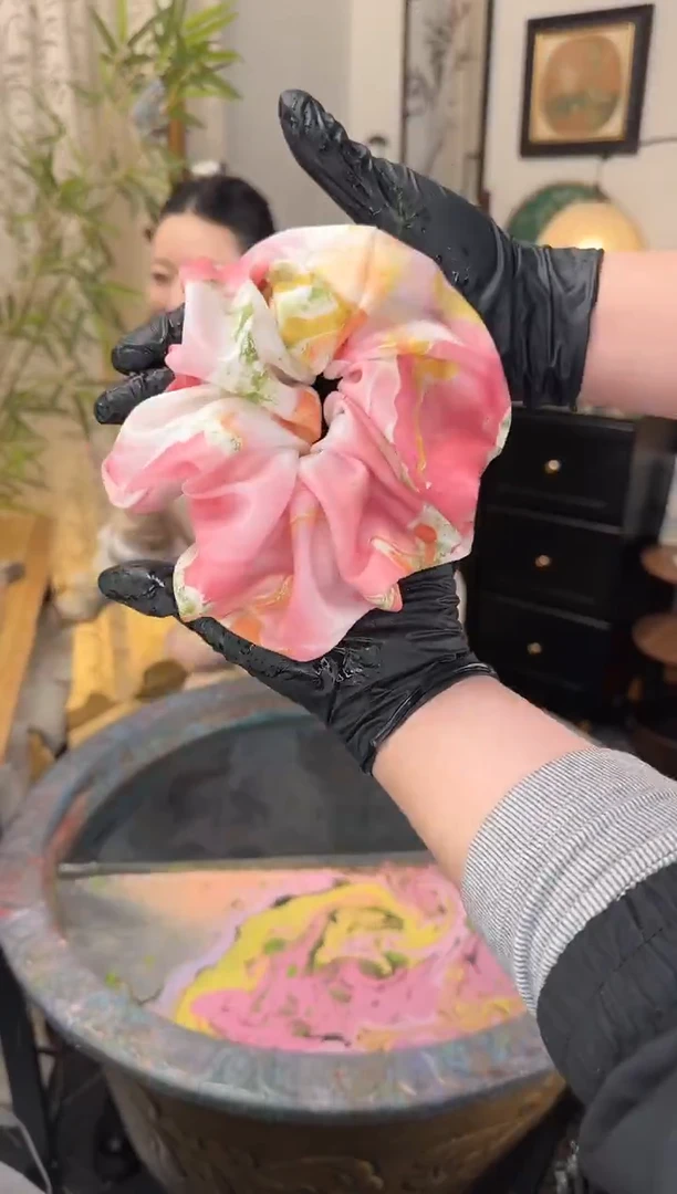 54 桃花玉 超大肠发圈