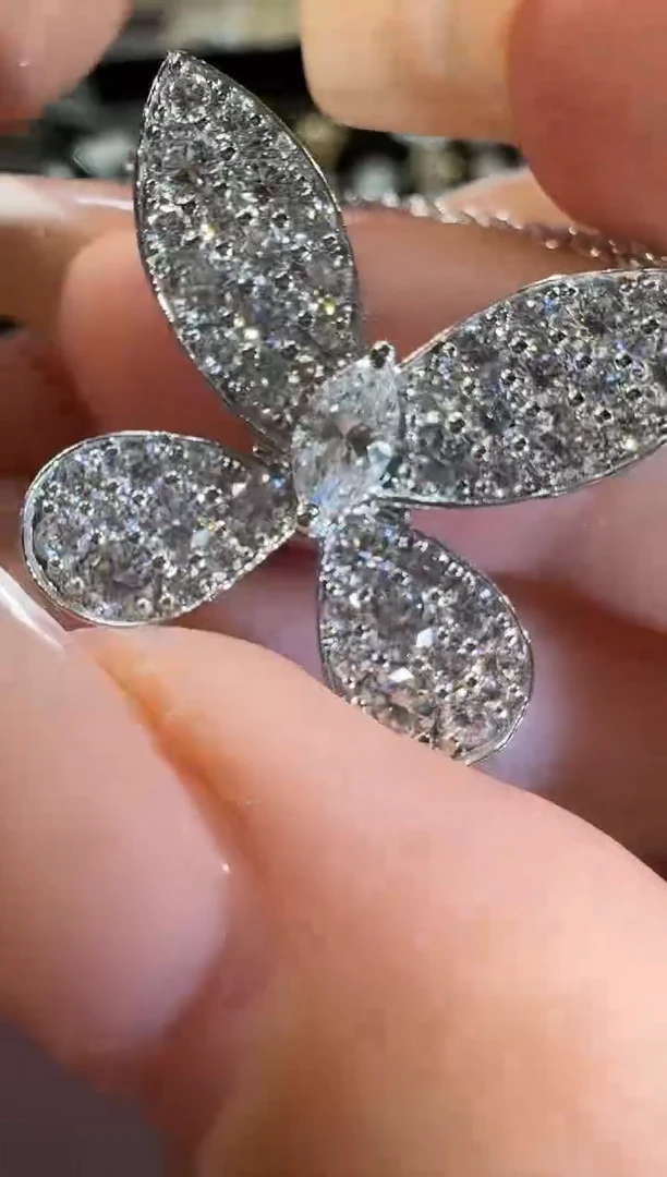 项链18K金镶嵌钻石大号蝴蝶项链CZ