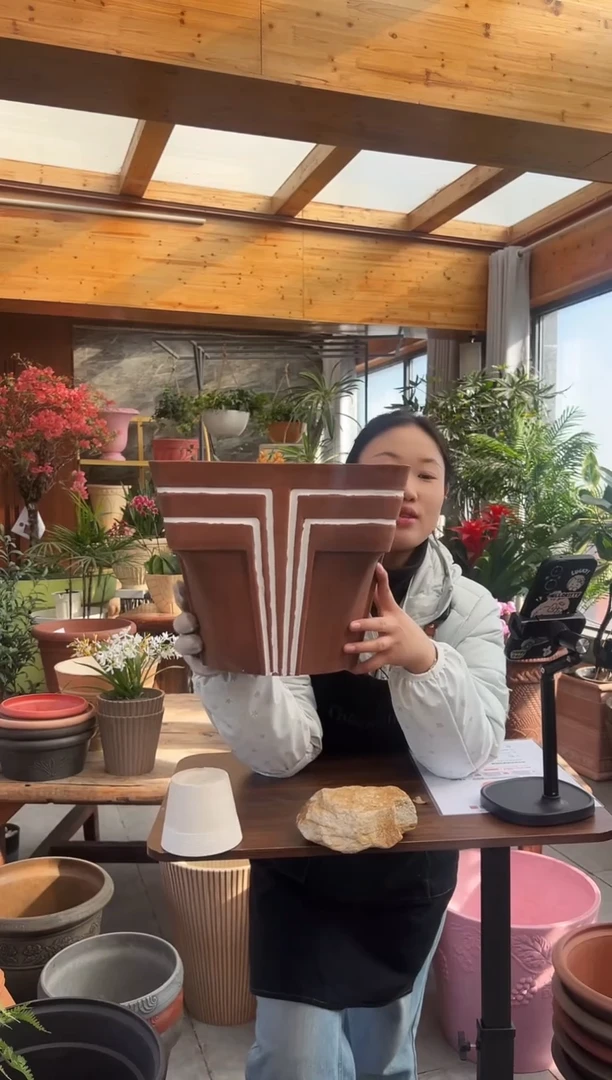 30.5*25.4/10FG30/陶土色方口线条强体花盆