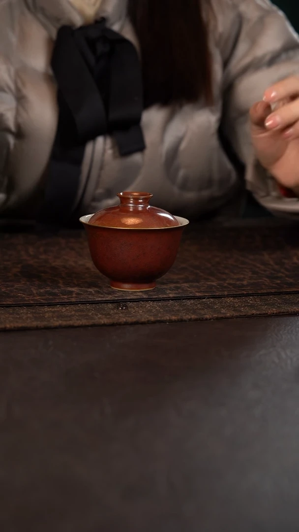 【闪购商品】杯尾款聚澜堂红金花釉撇口盖碗