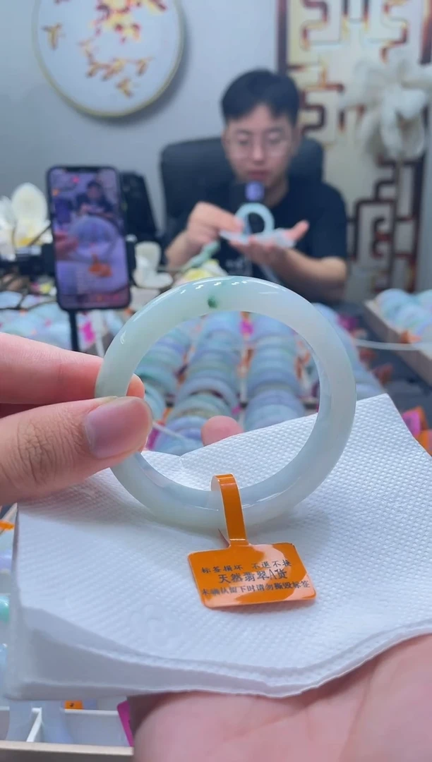 未镶嵌手镯翡翠132-57