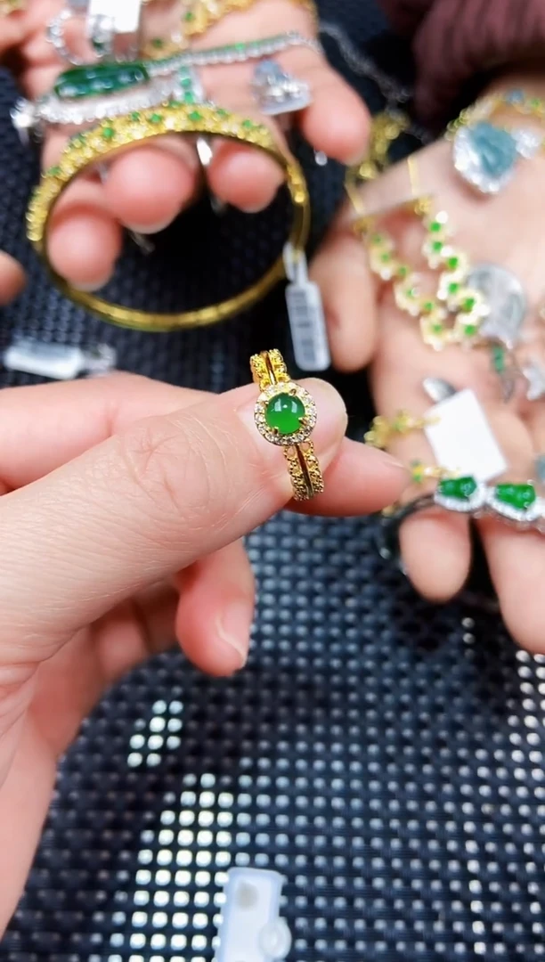 【闪购商品】翡翠戒指未镶嵌111111111