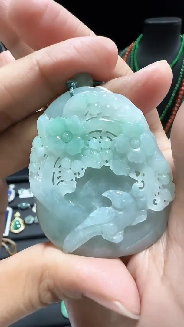 翡翠把件未镶嵌缅甸翡翠