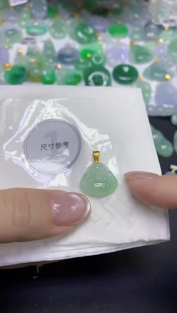 颈饰未镶嵌翡翠天然缅甸翡翠A货百元以上9元证书费自理