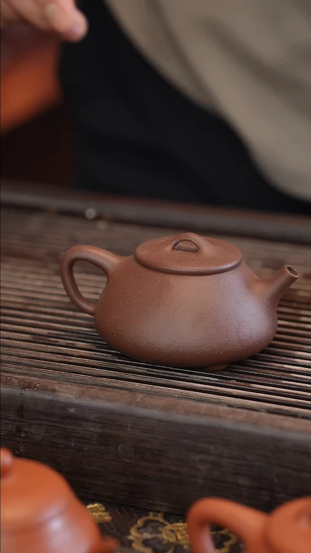 茶壶紫砂原矿手工制作