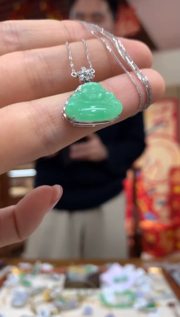 套链18K金镶嵌翡翠佛公