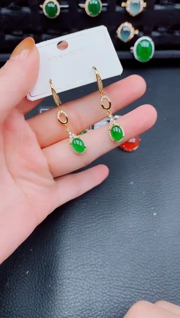 【闪购商品】翡翠耳饰银S925镶嵌天然a货翡翠438