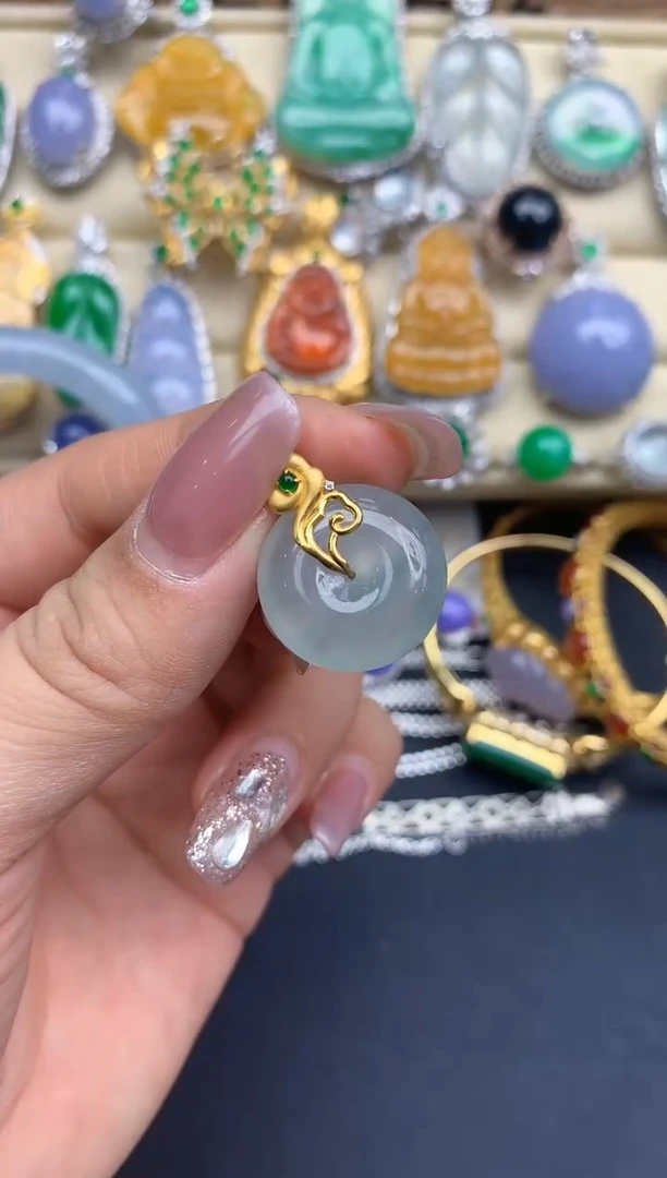 颈饰18K金镶嵌翡翠153-中国好珍宝