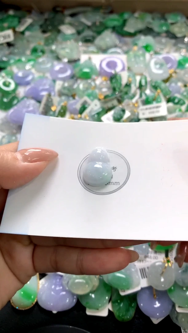 颈饰未镶嵌翡翠1111111111111111