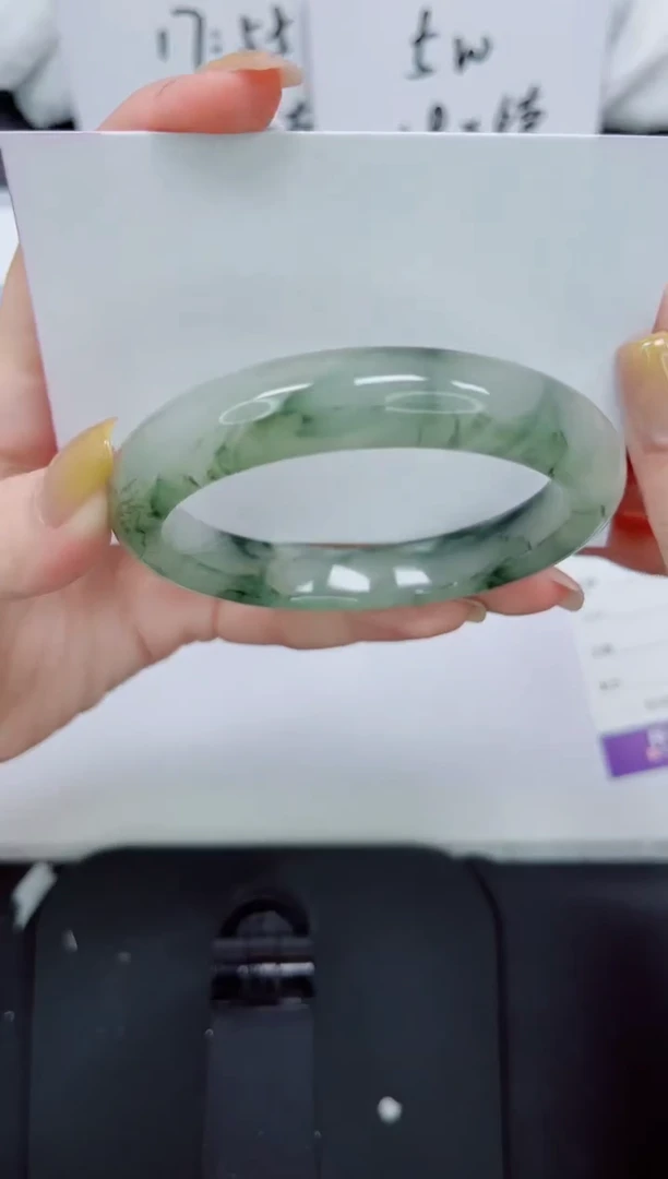 石英质玉手镯未镶嵌312