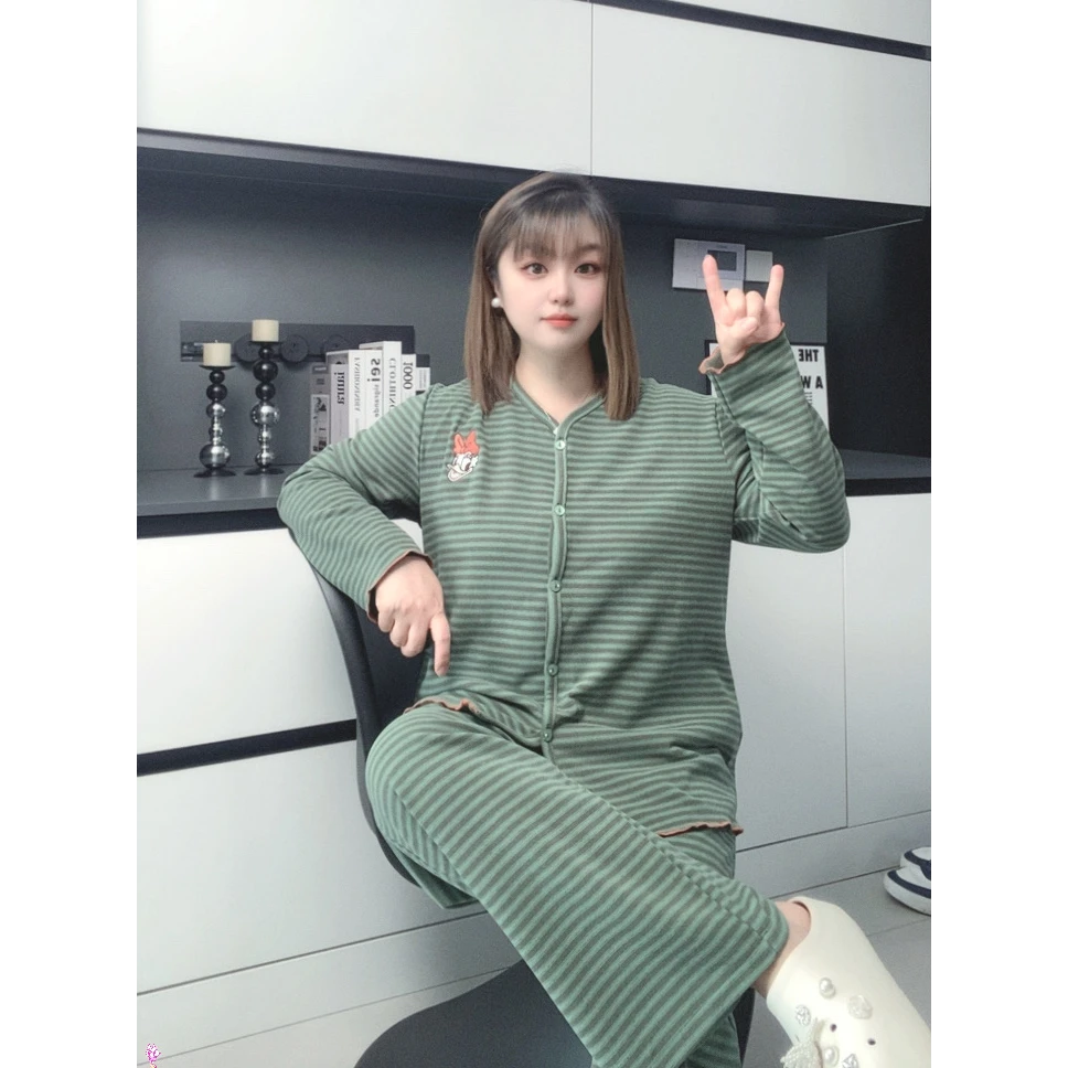 【有运费险】秋冬时尚休闲条纹德绒加绒加厚睡衣家居服套装YMF25278