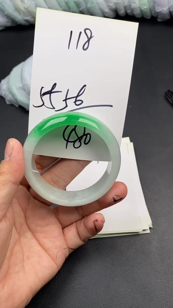 无非金属 时尚冰透美人镯118