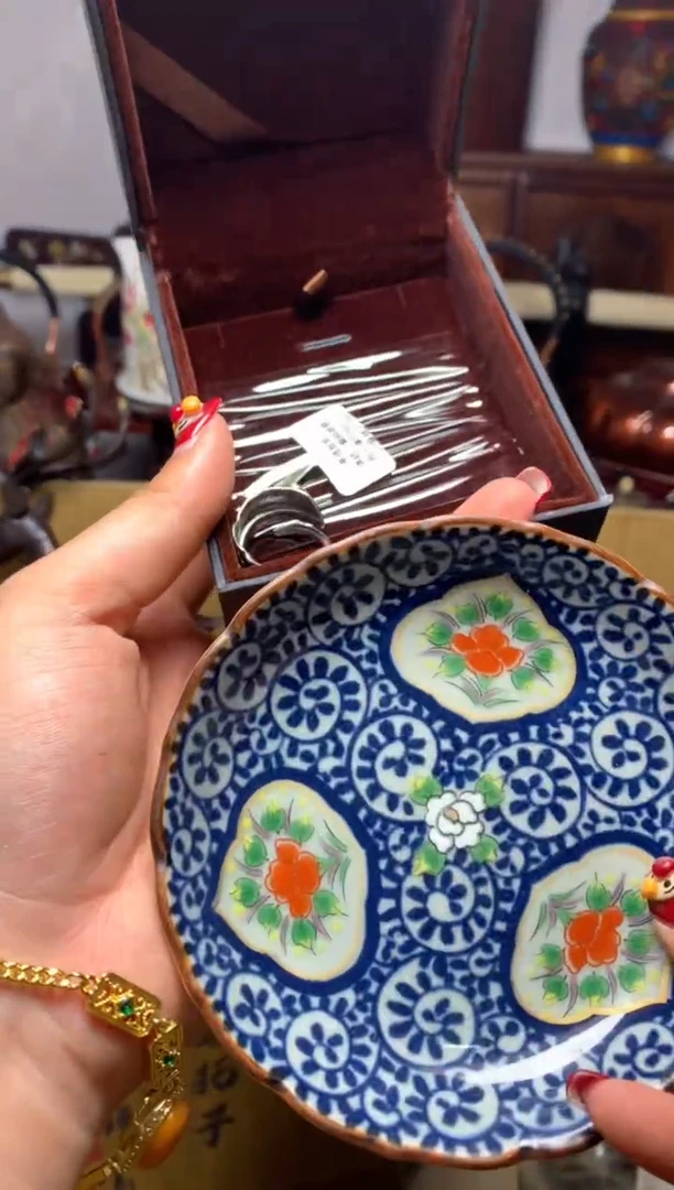 瓷器默认微瑕瓷器