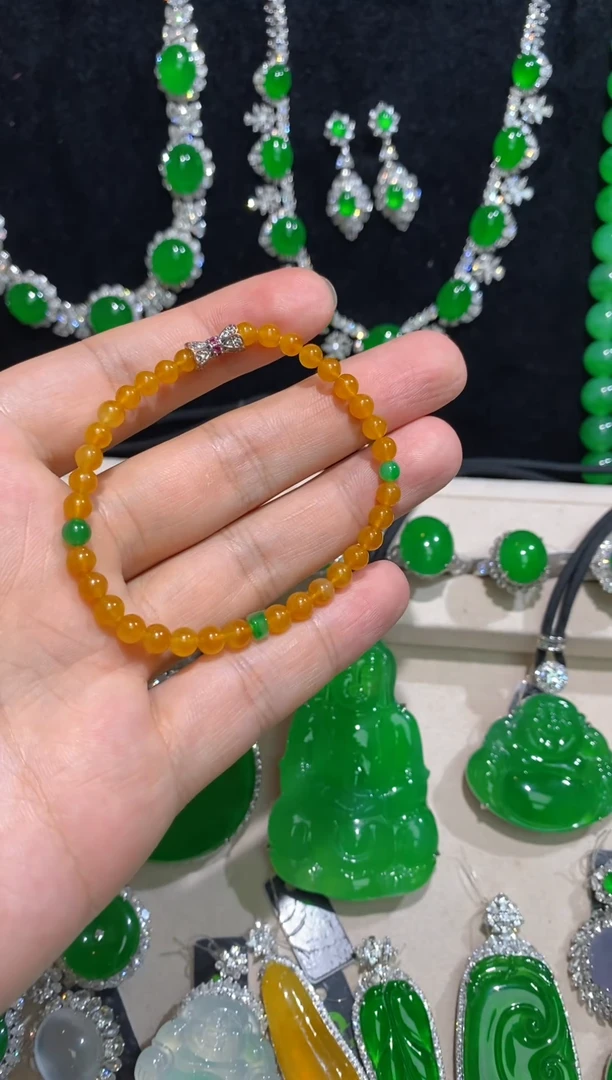 未镶嵌手链翡翠翡翠手链