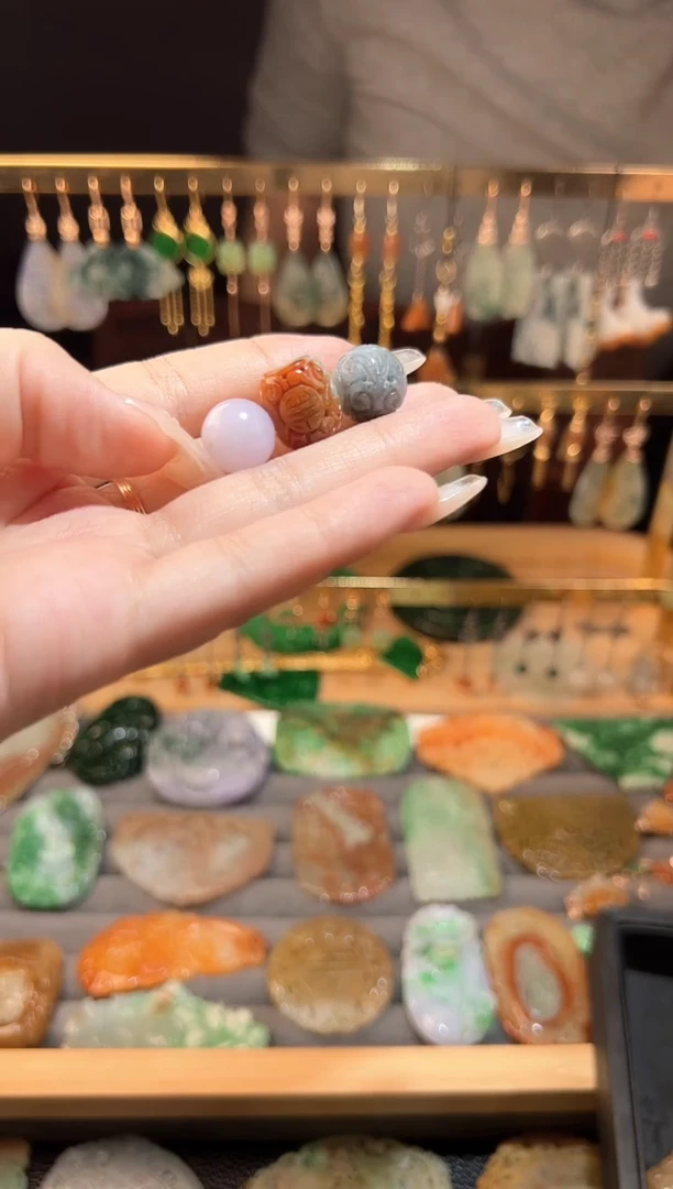 定制翡翠未镶嵌翡翠