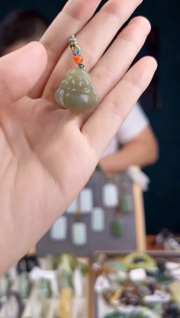 和田玉未镶嵌颈饰 多样性发货 拍一单发一个