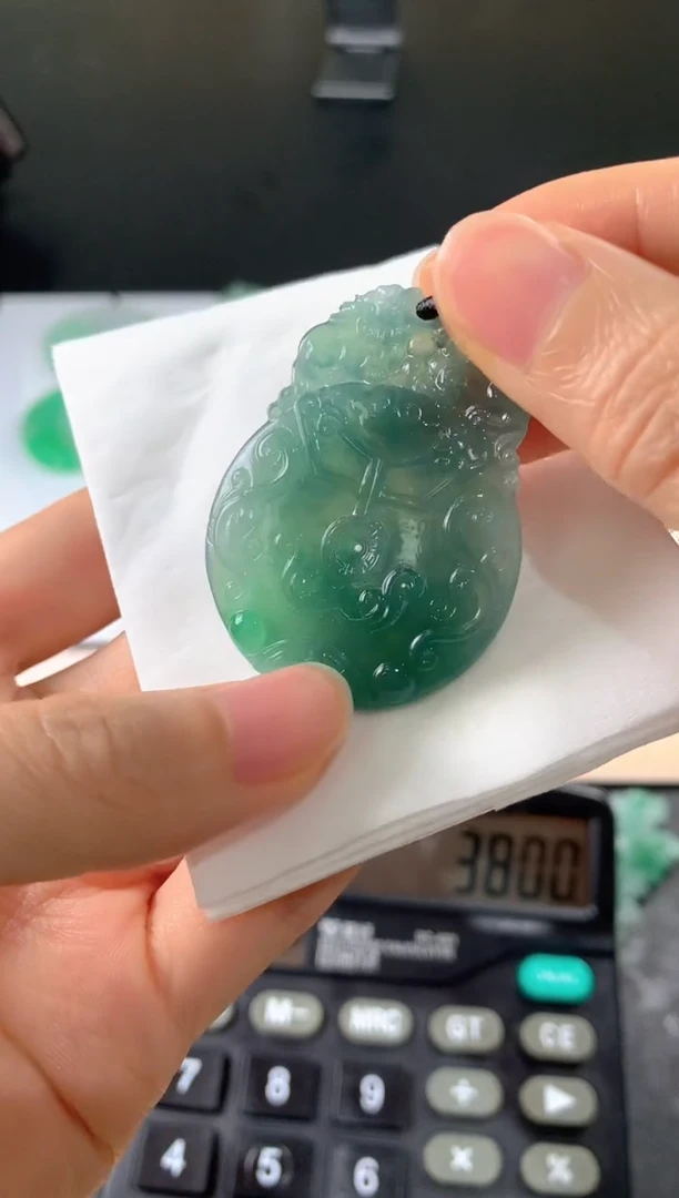 未镶嵌定制翡翠咏*毛货抛光