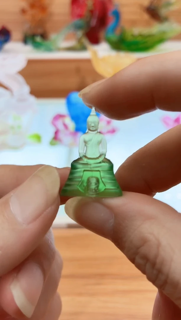 手工艺品琉璃绿色迷你药师佛