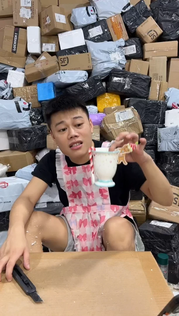 瓷片姜饼人一杯一勺