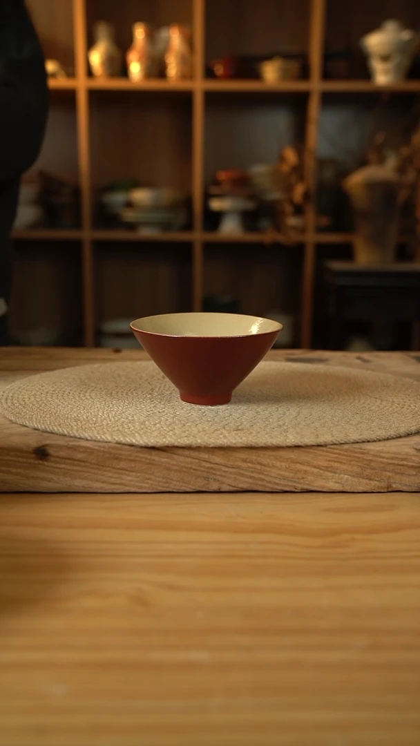 福利复古红系列的5.5英寸斗笠碗1个