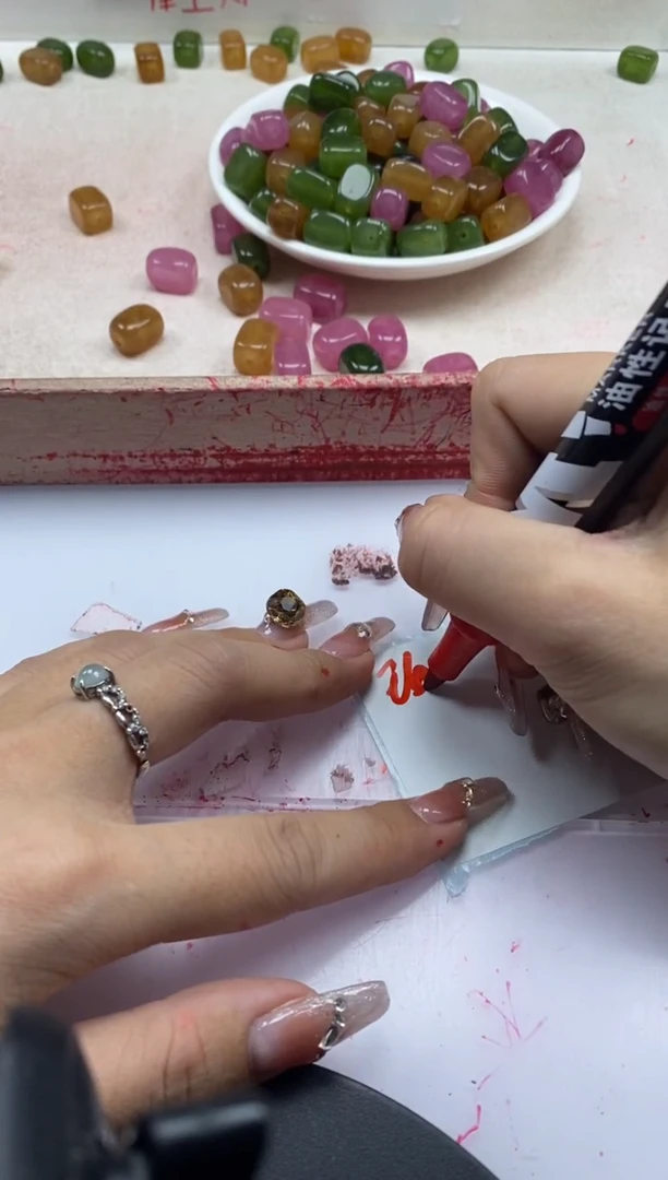 【闪购商品】碧玺颈饰未镶嵌w2299碧玺随形12mm*10颗