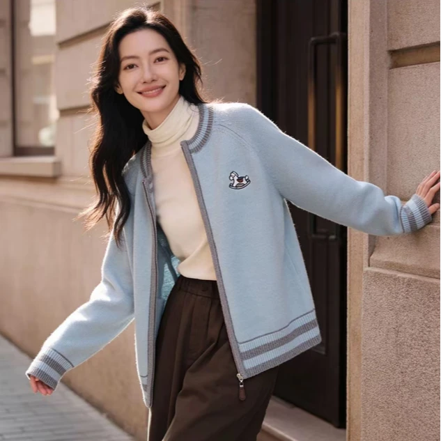 【867】2025秋冬新款设计感卡通小马刺绣针织开衫女百搭减龄上衣潮