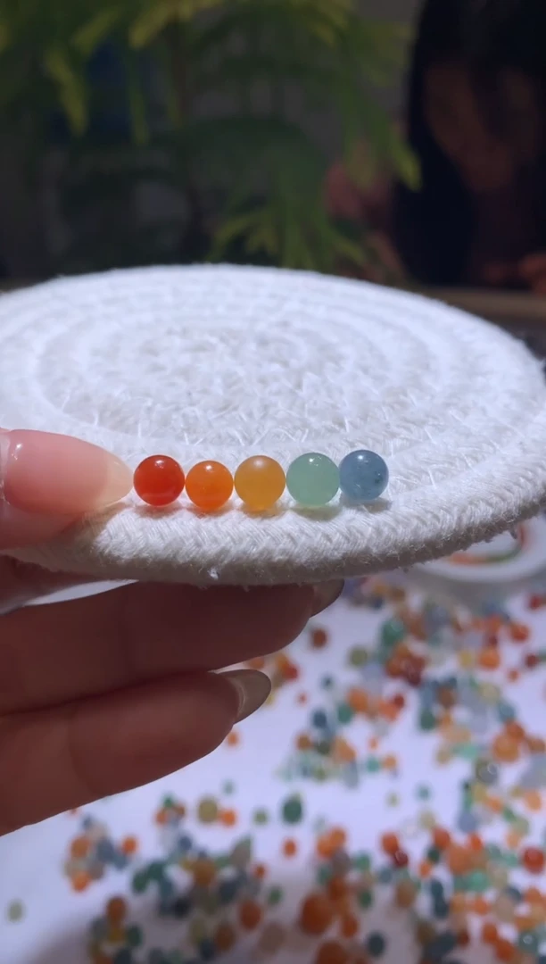 【闪购商品】定制翡翠未镶嵌5+五颗珠子2800+280