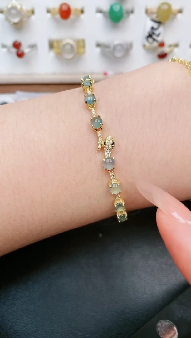 【闪购商品】翡翠戒指银S925镶嵌....