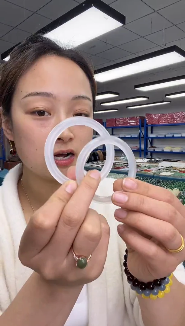 颈饰未镶嵌石英质玉宝石光圆条多样性发一支54.56