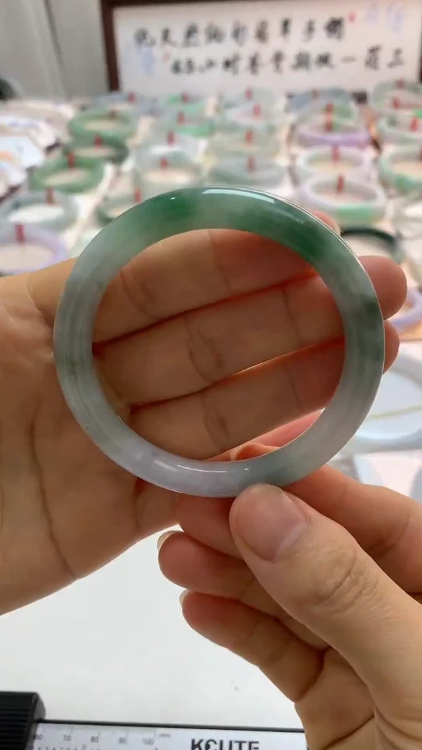 未镶嵌手镯翡翠53.7圆条