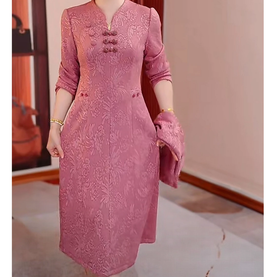 红火火浅粉加绒新款修身显瘦遮肉连衣裙大气H5B286秋冬显白气质