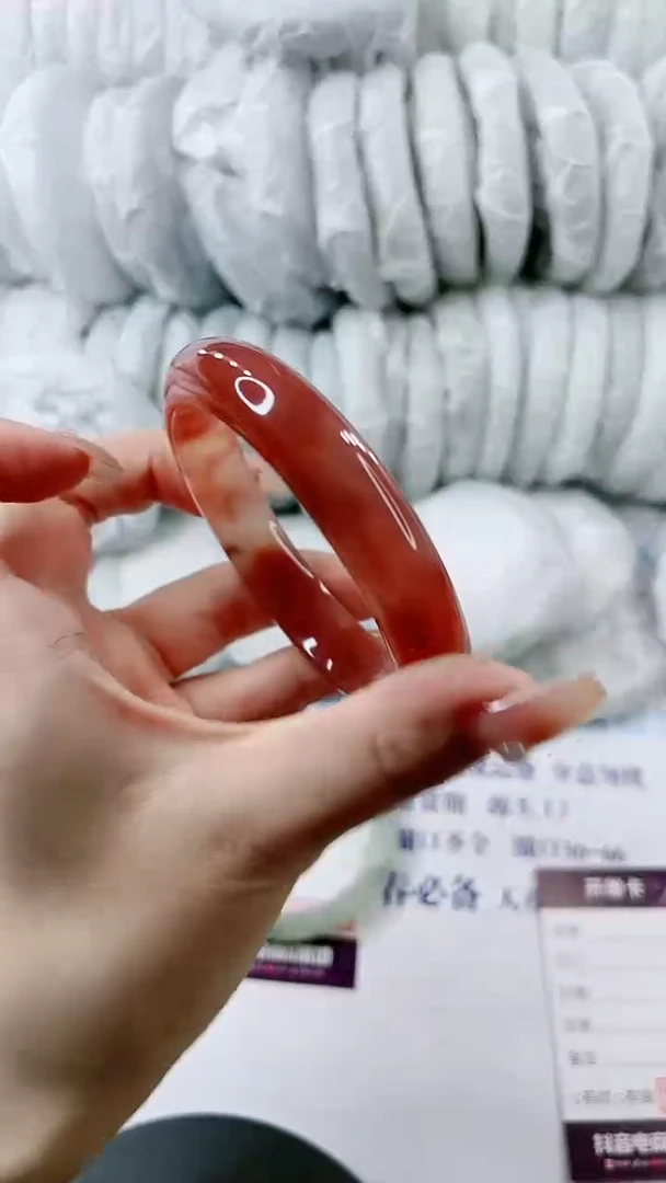 【闪购商品】石英质玉手镯未镶嵌0699428661-62多样性发货