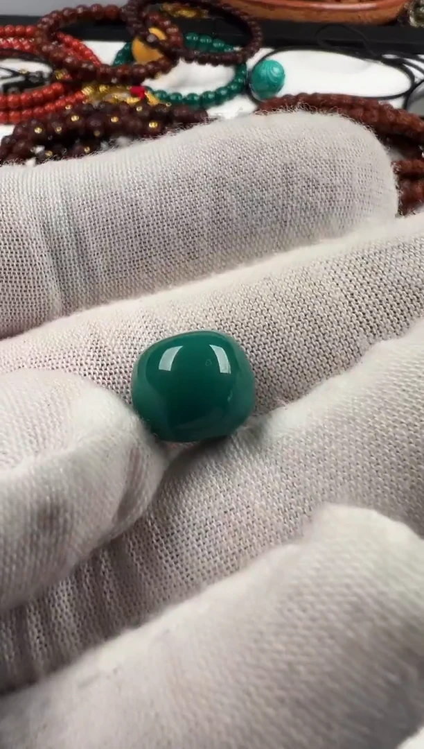 未镶嵌绿松石珠宝奇石绿松石